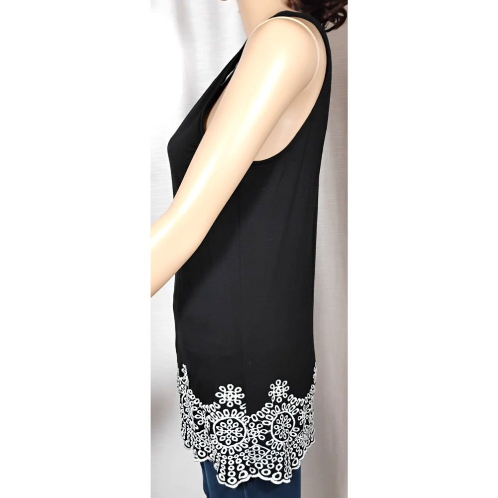 Adrianna Papell Sleeveless Blouse Embroidered Hem Stretch Longline Minimalist S - Picture 2 of 13